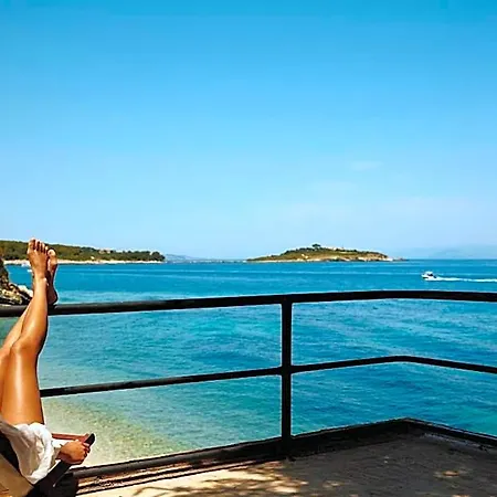Agali Paxos Gaios